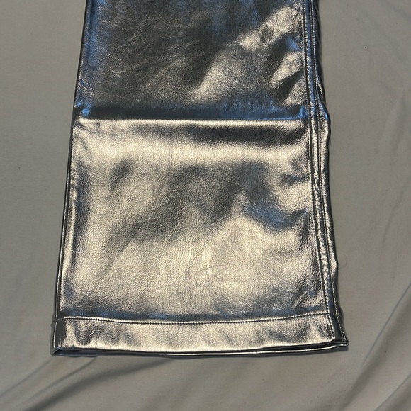 Abercrombie & Fitch 90s Straight Ultra High Rise Silver Pants - Picture 5 of 8